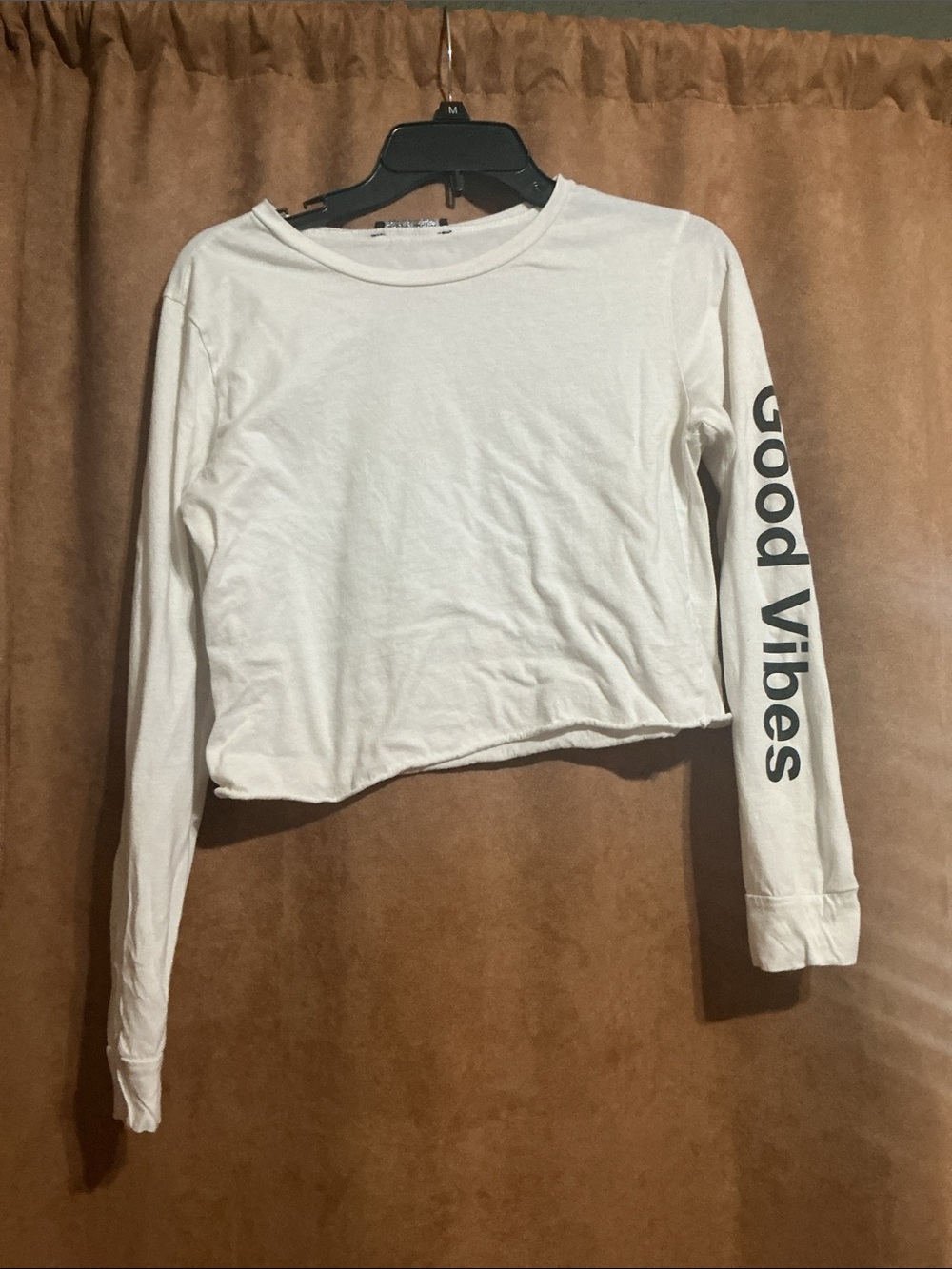 Good Vibes Long Sleeve Crop Tee - White